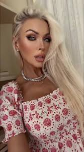 Kasutaja Lauren Lorraine Shoes (@officiallaurenlorraine) videod, mille  osaks