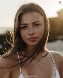 heyyy y'all !! my name is Sophia Mae and i am from Clayton NC! and i am  100% attending ecu and couldn't be more excited ! I plan