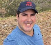 Quiénes financiaron a Chaves?