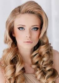In the beginning years of the 1950s, the most popular hairstyle was the ponytail. Long Hairstyles Vintage Creative Hairstyles For Long Curly Hair 1950s Hairstyles For Cu Vintage Hairstyles For Long Hair Vintage Hairstyles Retro Hairstyles