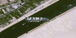 Ships anchored outside the suez canal in ismailia. 7lf9gblvaf1im