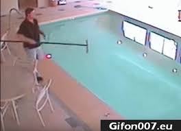 Gif 31 Swimming Pool Video Swimming Pools Swimming Pool Pictures Funny Pictures