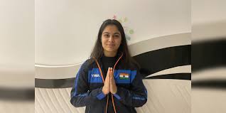 Manu bhaker finishes 25m women's pistol precision round in 5th place with 292/300 (avg:9.733), meanwhile, rani sanorbat finishes in the 25th place with 287/300 to her name. Manu Bhaker India S Youngest Issf World Cup Champion Current World No 2 Sportsmatik