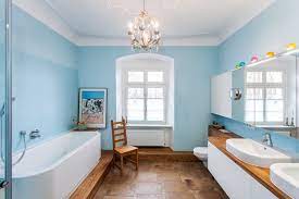 Marmor gekrönt waschtisch und weißen fliesenboden in französischer landhaus badezimmer mit blau floral gardinen sockel waschbecken stockfotografie alamy vorhang gardine alessia rosa weiß 115x240cm 2 stück ösen gardinenschals blumen landhaus loft style used look deine welt zauberhafter landhausstil streifenvorhang landhausstil bei vossberg. Landhaus Bad In Blau Landhausstil Badezimmer Stuttgart Von Flaig Kreativer Innenausbau Houzz