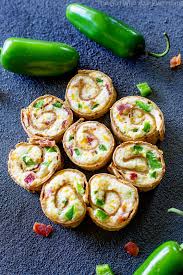 Jalapeno Popper Pinwheels The Girl Who Ate Everything Recipe Spicy Appetizers Food Appetizers