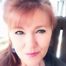 Can anyone recognize the breeder and hatch date from the band