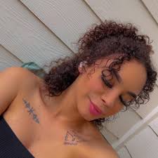 Calvert/Hearne Texas native Chalie Boy wins #Grammy last night via Victoria  Monét with her viral single "On My Mama" which draws inspiration from his  2009 hit "I Look Good". Victoria was nominated