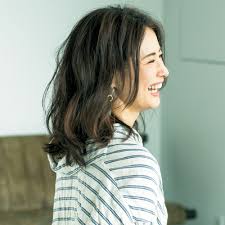 骨格診断 で似合う髪型見つかった ロング編 美st online 美しい40代 50代のための美容情報サイト 中髪 髪型 ロングヘア