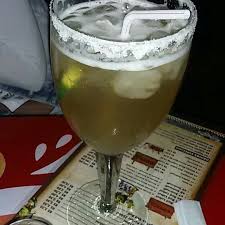 Toca Do Shrek Maringa Pr It largely imitates fairy tale fantasy settings, with medieval technology and society combined with magical elements. toca do shrek maringa pr