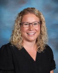 Stephanie Vandergriff's Instagram, Twitter & Facebook