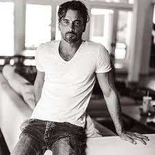 #it's so bad that's it's good #skeet ulrich #also the guy who play jugheads dad play billy loomis in. Skeet Ulrich Actor Wiki Bio Age Height Weight Wife Net Worth Family Facts Starsgab