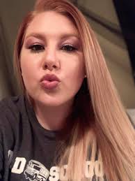 Confidence level: Self-made queen 👑 #photography