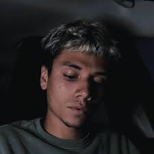 Stream Joey Holli music