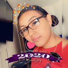 🎓 We are just days away from the Brentwood High School graduation  ceremony, but there are a few more shining stars to celebrate. Karina  Fuentes, #2 from Ross, will attend Stony Brook