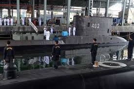 Kapal selam itu hilang kontak ketika melakukan gladi resik latihan penembakan rudal yang rencananya akan disaksikan oleh panglima tni marsekal. R Igtghp0vyram
