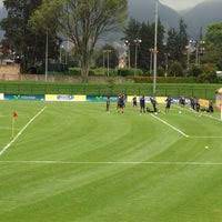 2 ascensores en la tribuna occidental. Estadio El Campincito Campin 0 Tips