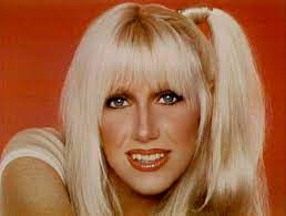 The story revolves around three single roommates: Chrissy Snow Three S Company Wiki Fandom