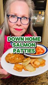 Salmon patties! #makethat #comfortfoods #homemade #salmonpatties  #vintagerecipes #southerncooking