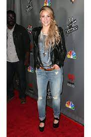 Follow if you like shakia's style. Shakira S Style Fashion Pictures Of Shakira