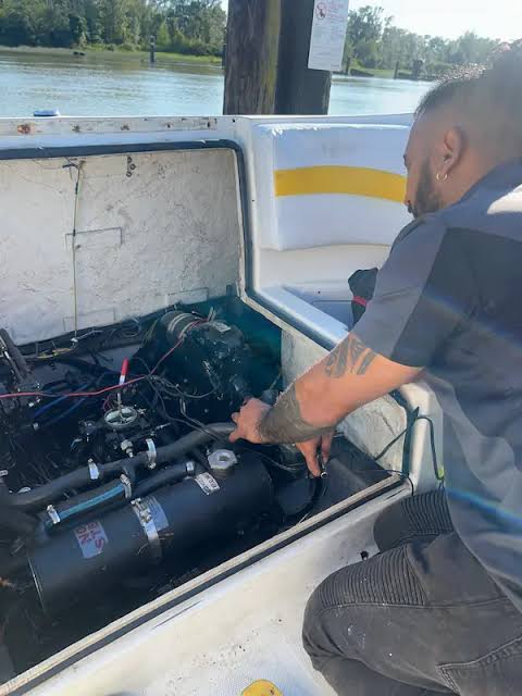 Boat Oil Change Service Vancouver marine maintenance service