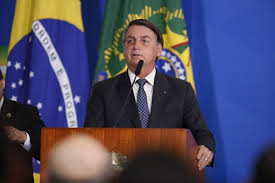 From the verb governare or from latin gubernum. Governo Federal Sanciona Medidas Para Facilitar O Acesso Ao Credito Portugues Brasil