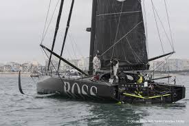 Hugo Boss Skipper Alex Thomson Gbr Arrived At Pontoon In Port Olona For The Start Of The Vendee Globe 2016 Expecte Faire De La Voile Yacht Modelisme Naval