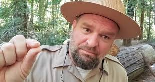 VIDEO) Humboldt Redwoods State Park Naturalist 'Griff' Talks Viral Cougar  Sighting in Utah, Gives Tips