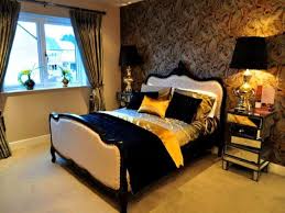 Modern Black And Gold Bedroom Ideas Brown Gold And Cream Bedroom Ideas Bedroom Style Ideas Gold Bedroom White Bedroom Decor Bedroom Design