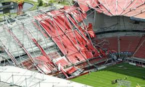 Al het fc twente nieuws op een rij. Second Death Following Collapse Of Fc Twente Stadium Roof Football The Guardian
