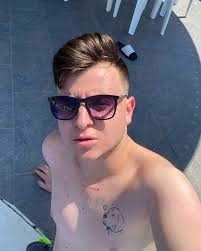 Leonel Molina ✨ (@leonel273mo) • Instagram photos and videos