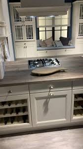 kuchen partner essencity dem besonderen charme von echtholzfronten kann man sich kaum entziehen d kitchen cabinets kitchen diy makeover diy kitchen renovation