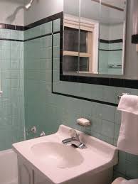 Embracing The 1940 S Green Tile Bathroom Seafoam Green Bathroom Green Bathroom