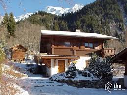 Sentier de randonnée au pied du chalet. Location Appartement A Les Contamines Montjoie Iha 73819