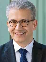 Ich mache mich selbst ständig.“