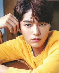 Lee min ho always makes fans excited when this guy smiles his legendary smile. Kim Myung Soo One More Time Myungsoo Kim Myung Soo Korean Actors
