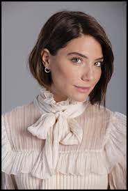 A serra (40 episodes) as mariana pereira espinho. Carolina Carvalho