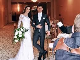 Official profile of olympic athlete miklos ungvari (born 15 oct 1980), including games, medals, results, photos, videos and news. Nem Nosult Meg Ungvari Miklos Gondolat Ebreszto