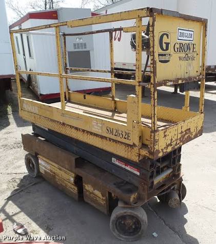 Grove SM2632E Aerial Lift