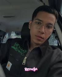 Macam dah lamaa rasanya penyanyi & pelakon, Naim Daniel tak upload foto  atau video terbaru kan? Lain pula muka Naim kali ni, filter kott… Sumber  Foto: Instagram // naimdanielx #MajalahRemaja #Remaja #RemajaMalaysia