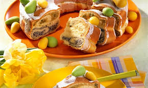 Oetker, zubereitet mit joghurt und quark: Mohn Pistazien Kranz Ein Saftiges Hefegeback Fur Die Osterkaffeetafel Magdeburger News Das Nachrichtenportal News Rund Um Magdeburg