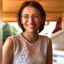 Fatma Bayram (@fvarolbayram)