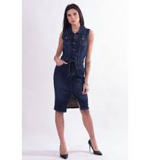 La robe fourreau fait partie des modèles de robes à la fois chics et tendances à porter de jour comme de nuit. Robe Fourreau En Jean Fracomina Vestiti Firmati Life Smiles