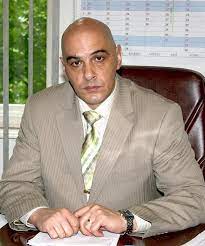 Cu o carieră profesională de excepție, profesorul universitar. Evitati L Pe Prof Dr Stefan Florian Vestitul Neurochirurg Directorul Clinicii De Neurochirurgie Cluj Arhiblog
