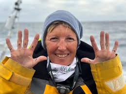 Thanks to some clever sailing Lucy will be able to wish Dad Happy Birthday  for real, real soon