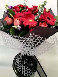 Order flowers online for same day flowers delivered by professional, passionate local florists. Order Flowers For Delivery Nyc Get Flowers And Gifts Delivered Same Day From Ftd