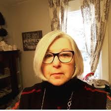 Dixie Conrad's Instagram, Twitter & Facebook