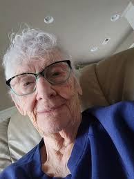 Dear all, I'm 75 years old today but I have no friends, no husband, still  single I know, its very hard to live without friends.😔 I made my own  birthday cake with