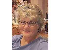 Mary Clute's Instagram, Twitter & Facebook