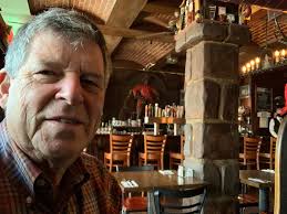 Is Hendricksons Bar and Restaurant still