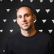 Chris Rubin's Instagram, Twitter & Facebook